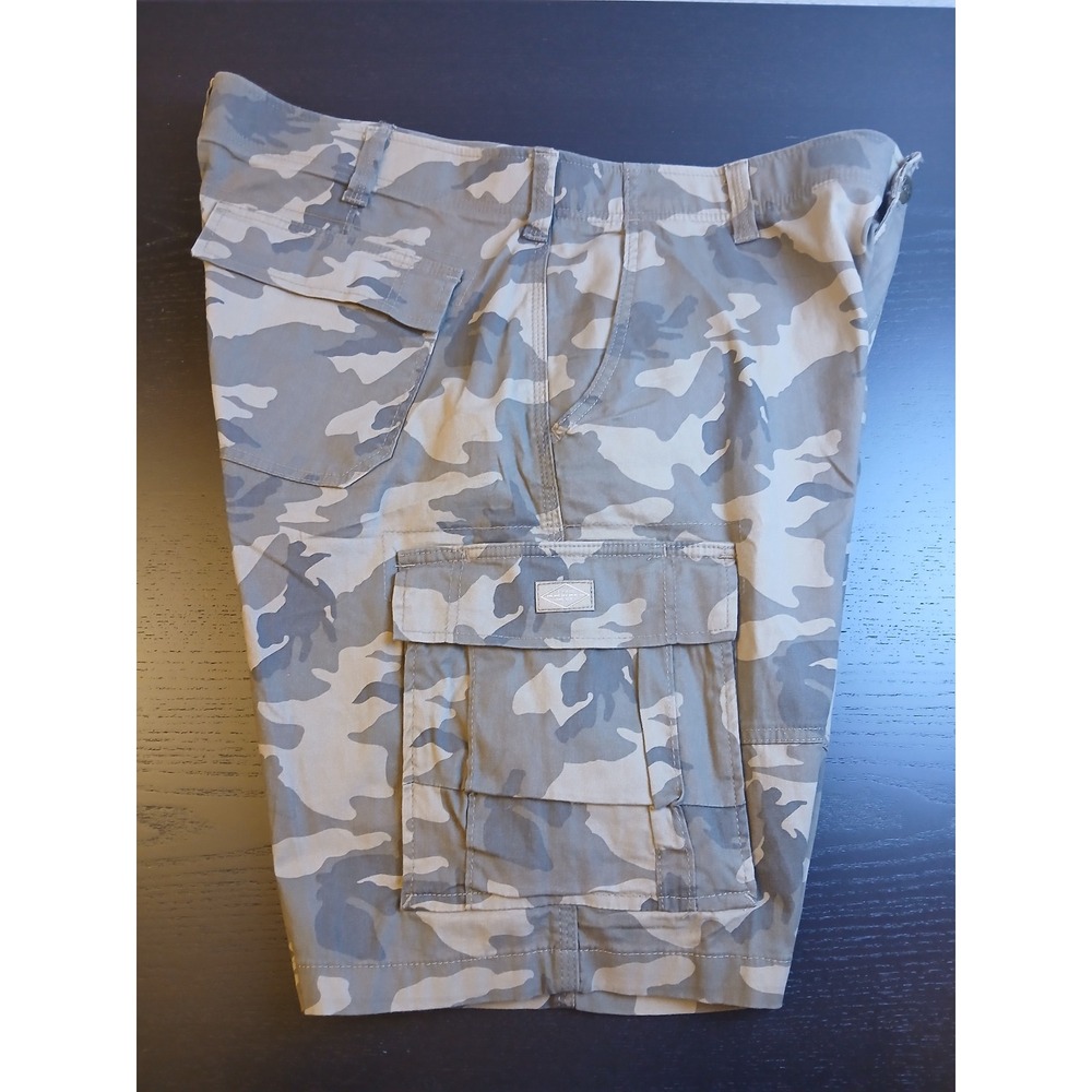 Lee Extreme Motion Mens Camo Cargo Shorts Grey Tan Size 40 Stretch Outdoor